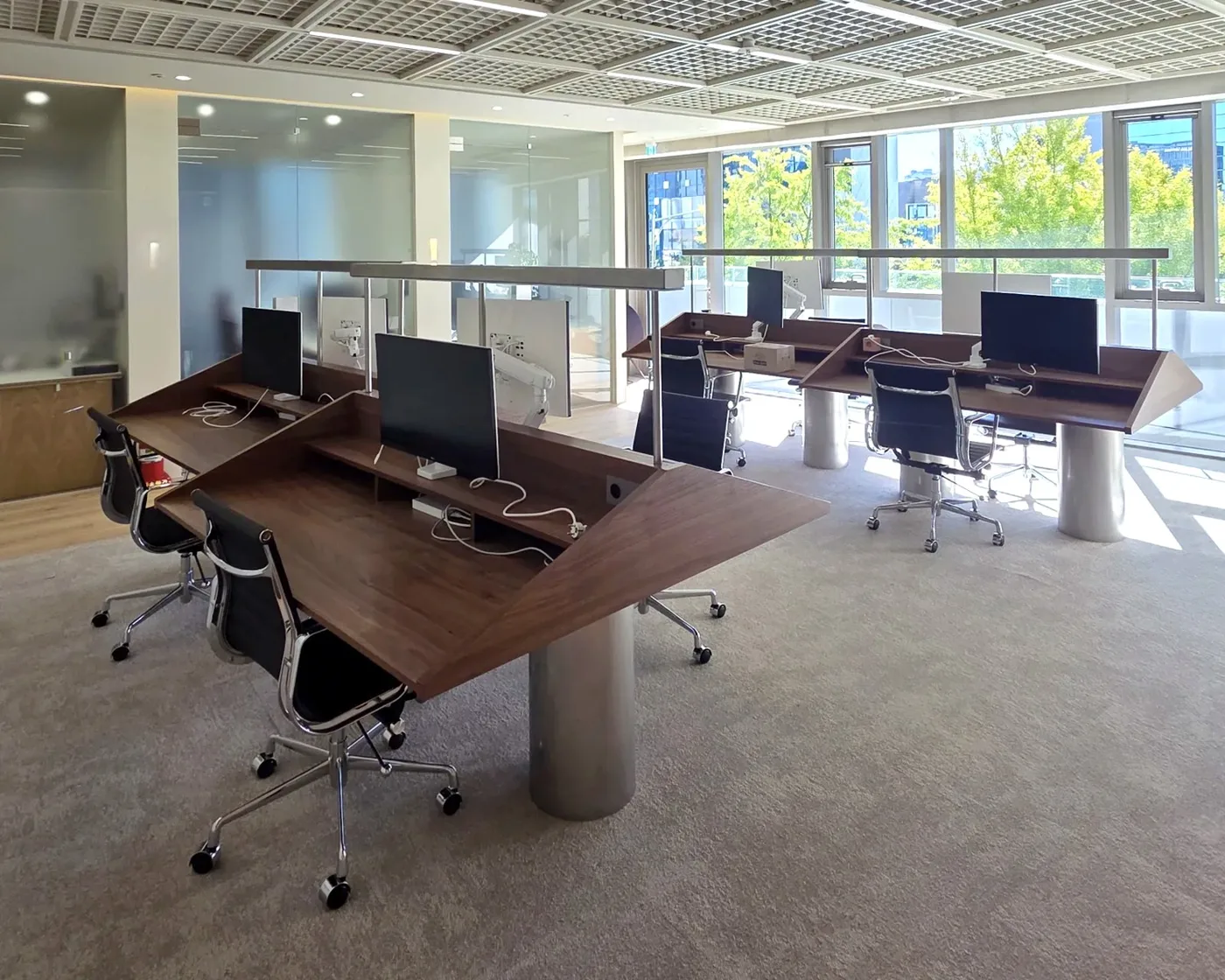 Changchun office workspace